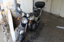  بالصور: محاولة إضرام النيران في دراجة نارية بشارع بن تسادوق بيافا 